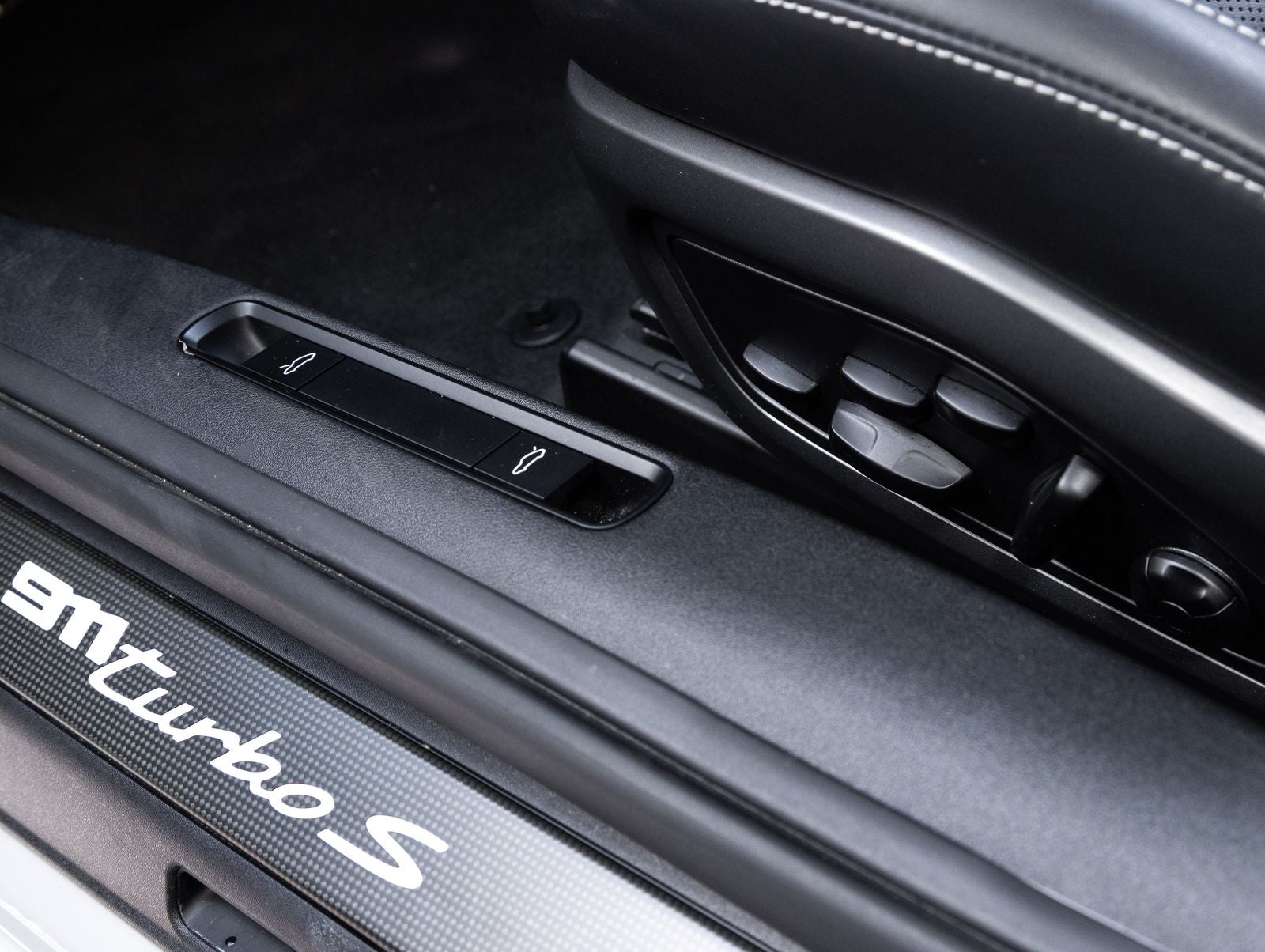 2021 Porsche 911 Turbo S