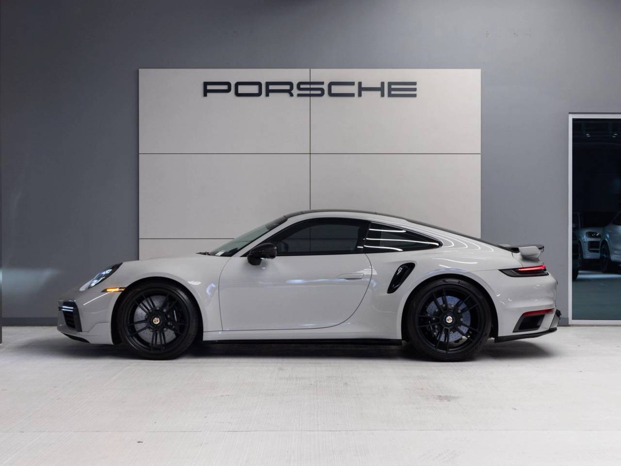 2021 Porsche 911 Turbo S