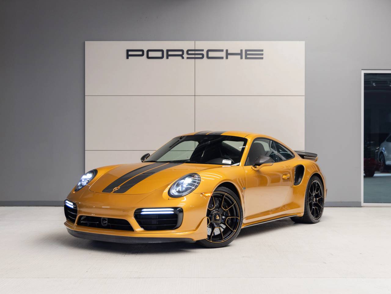 2018 Porsche 911 911 Turbo S Exclusive Series