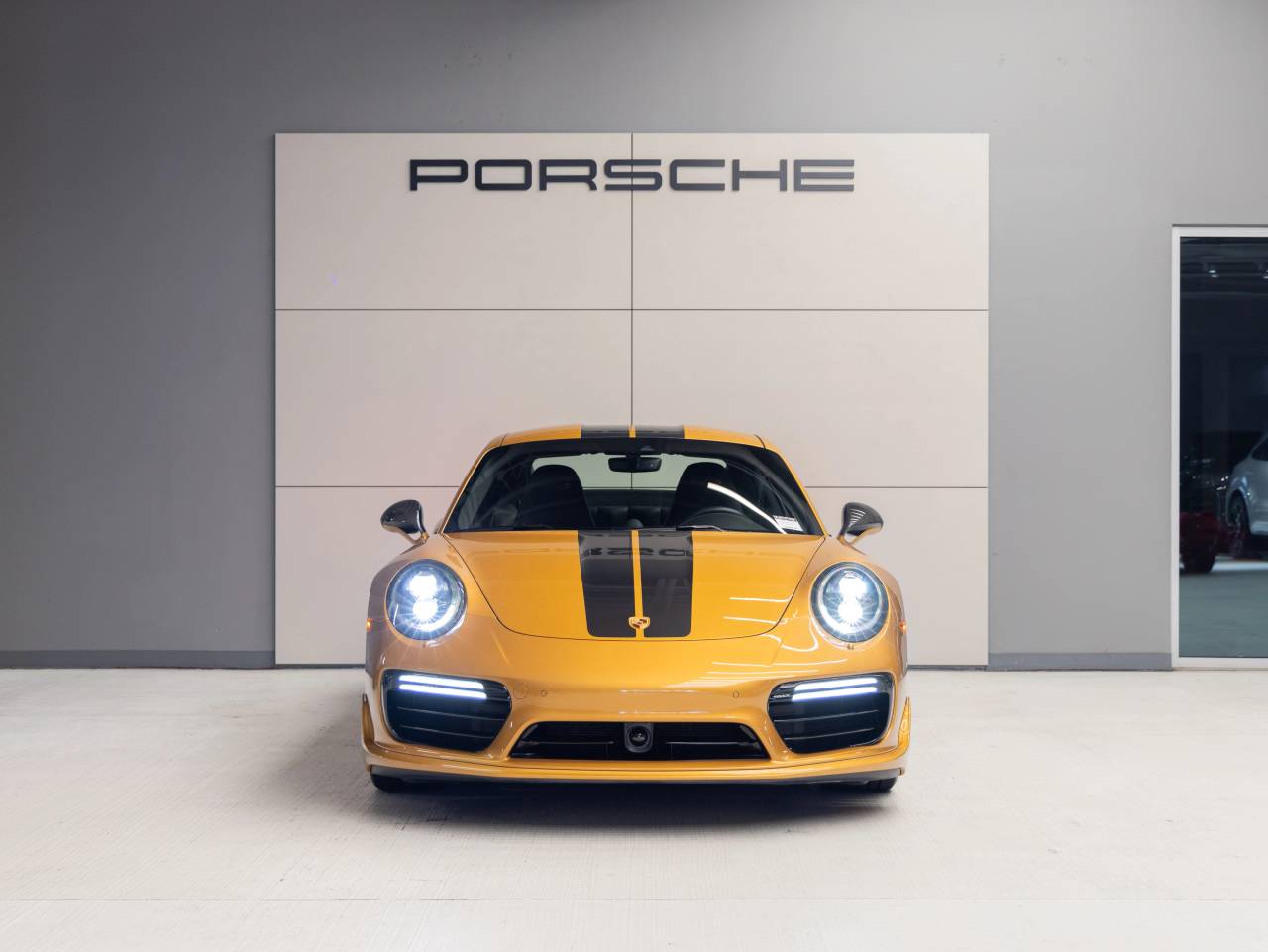 2018 Porsche 911 911 Turbo S Exclusive Series
