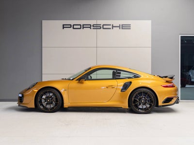 2018 Porsche 911 911 Turbo S Exclusive Series
