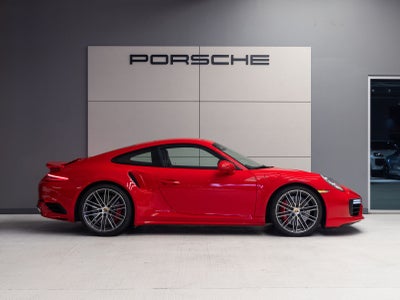 2017 Porsche 911 911 Turbo