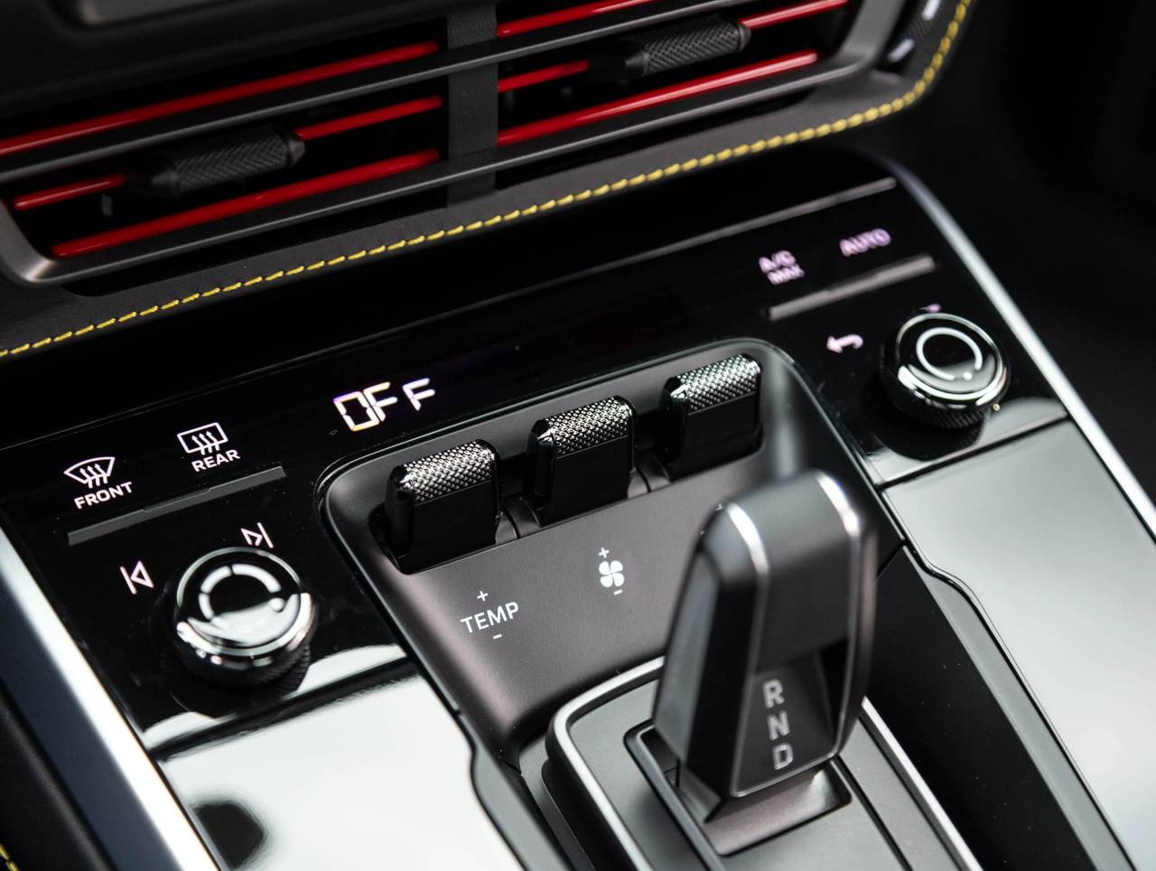 2024 Porsche 911 911 Turbo S (MY24)