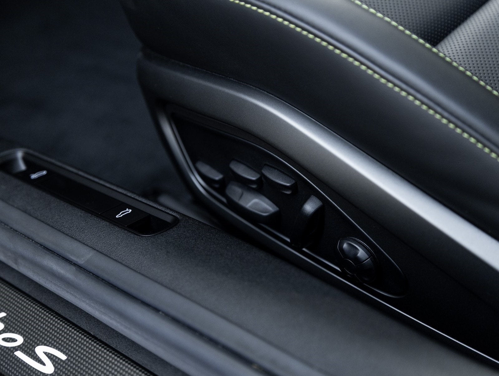 2024 Porsche 911 911 Turbo S (MY24)