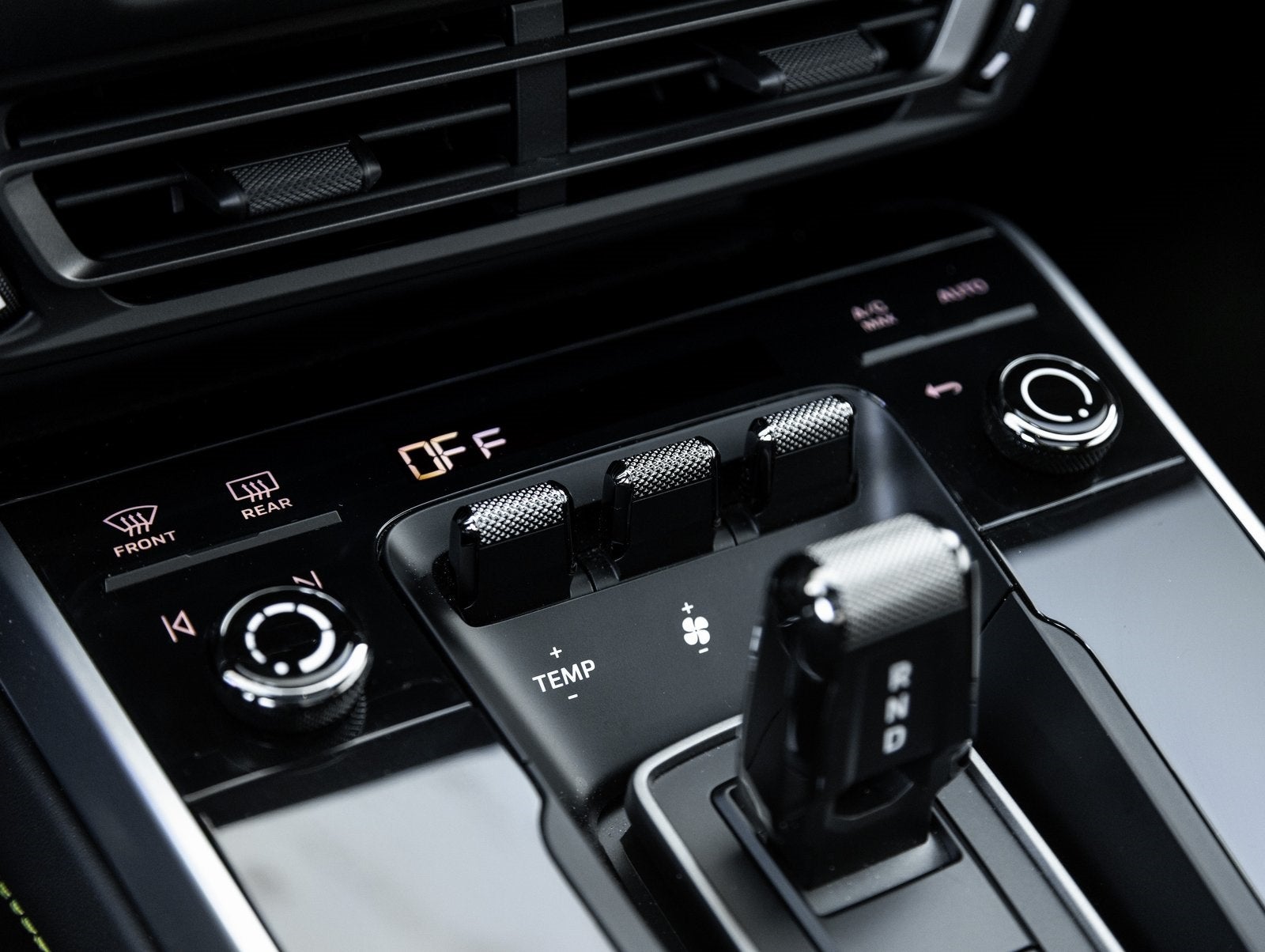 2024 Porsche 911 911 Turbo S (MY24)