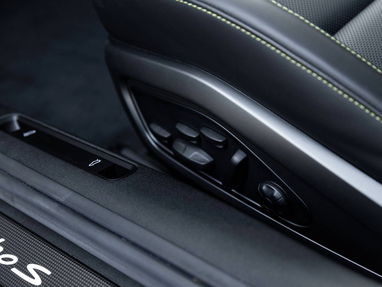 2024 Porsche 911 911 Turbo S (MY24)