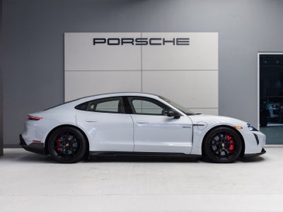 2023 Porsche Taycan GTS
