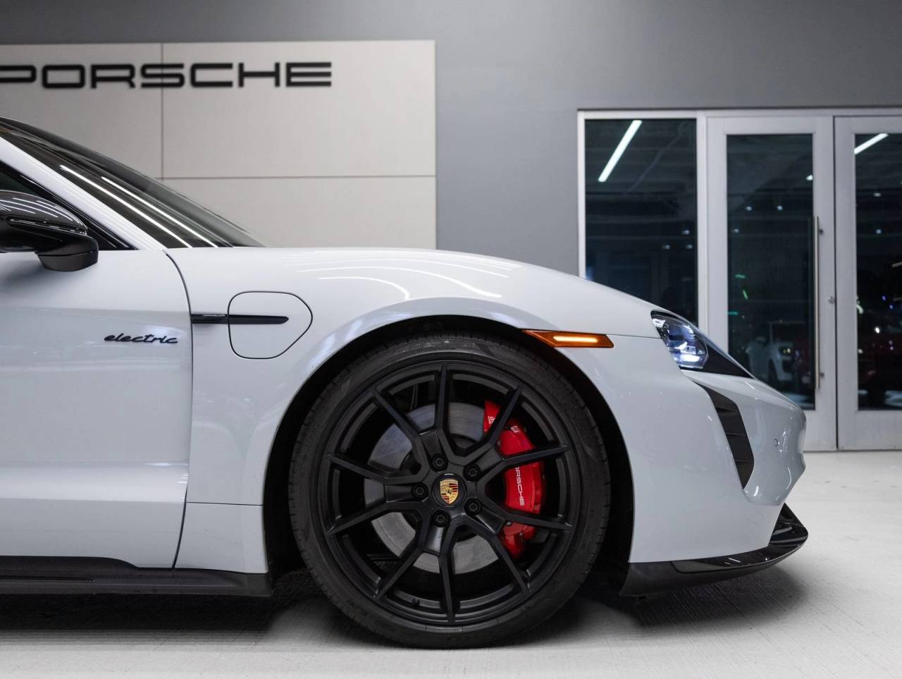 2023 Porsche Taycan GTS