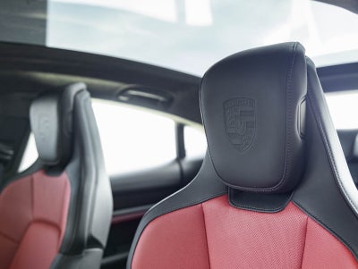 2025 Porsche Taycan Taycan GTS