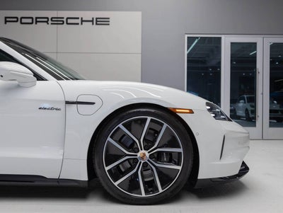 2025 Porsche Taycan Taycan GTS