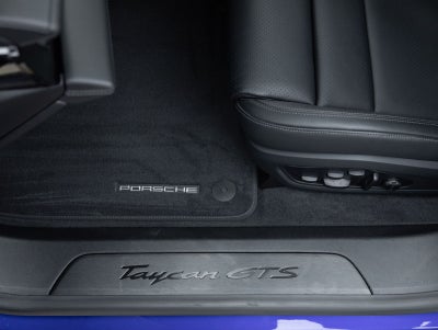 2025 Porsche Taycan GTS