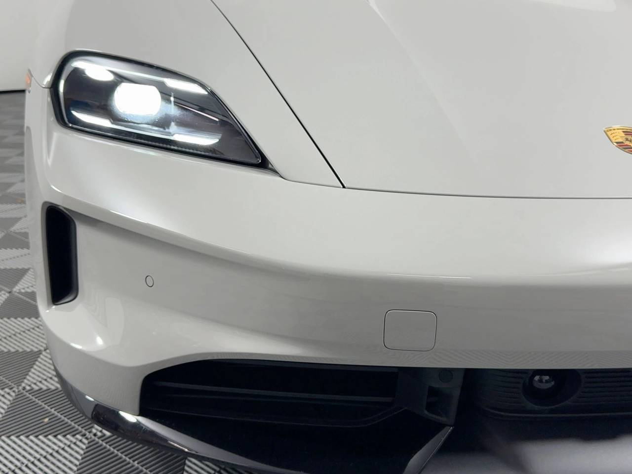 2026 Porsche Taycan GTS