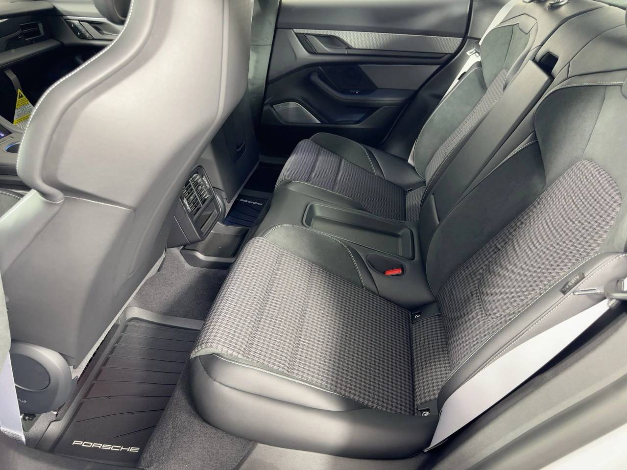 2026 Porsche Taycan GTS