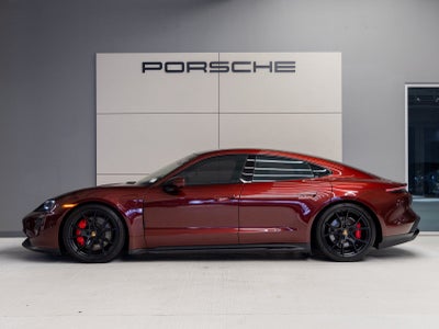 2022 Porsche Taycan Taycan GTS (MY22)