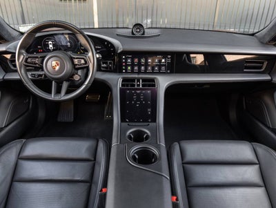 2022 Porsche Taycan Taycan GTS (MY22)