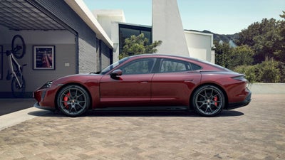 2022 Porsche Taycan Taycan GTS (MY22)