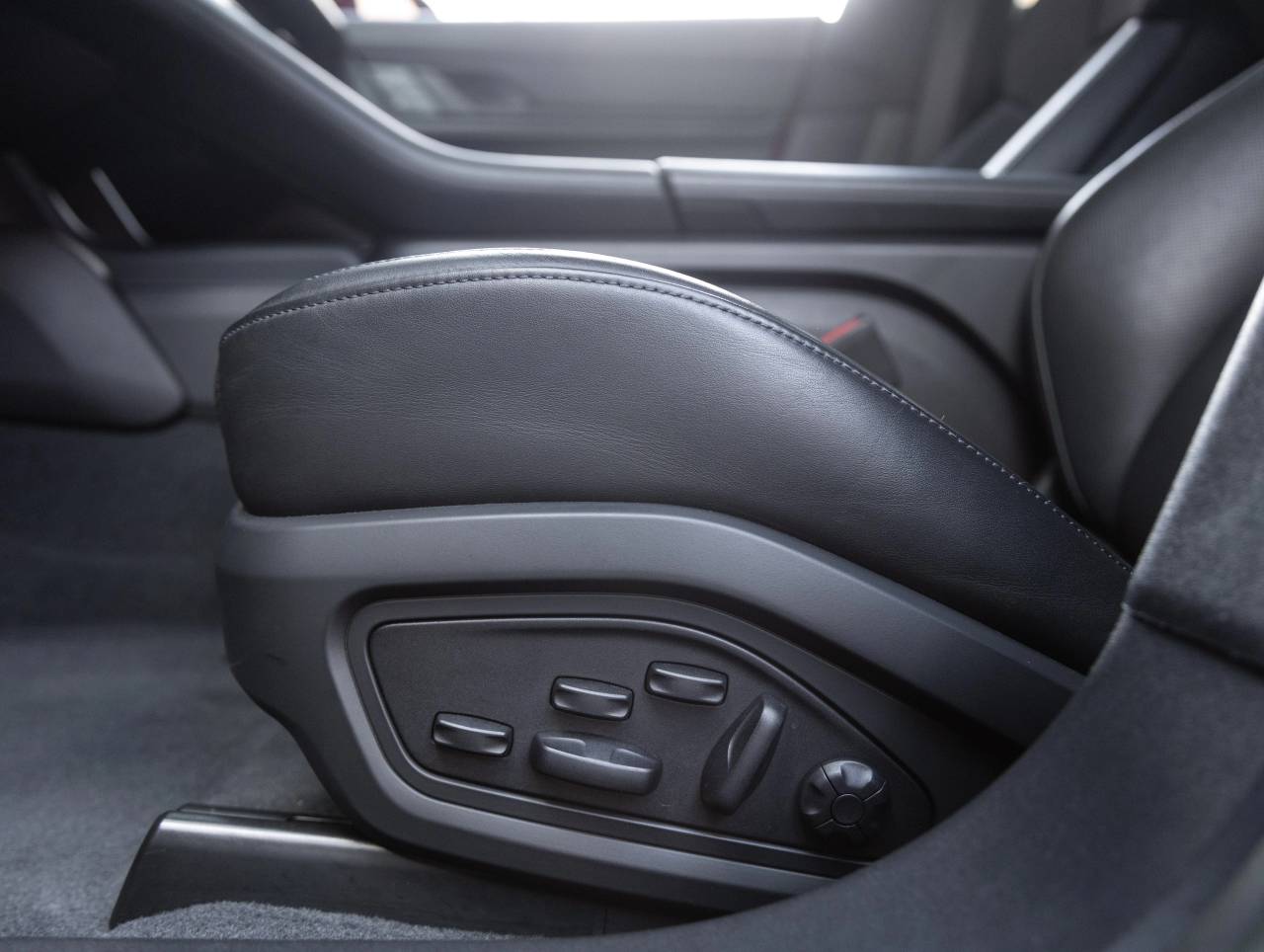 2022 Porsche Taycan Taycan GTS (MY22)