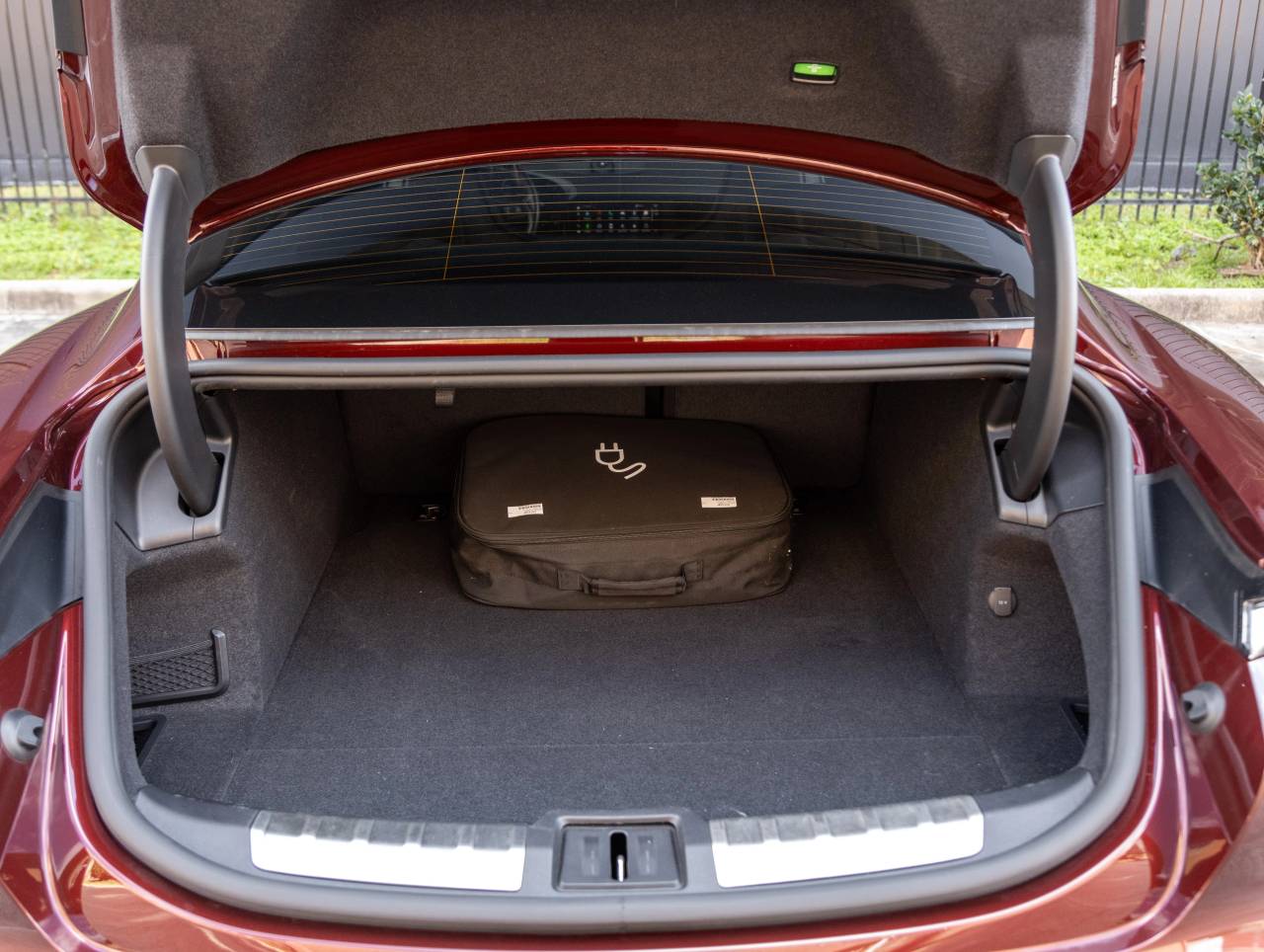 2022 Porsche Taycan Taycan GTS (MY22)