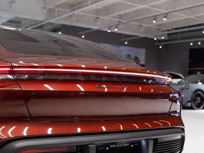 2022 Porsche Taycan Taycan GTS (MY22)