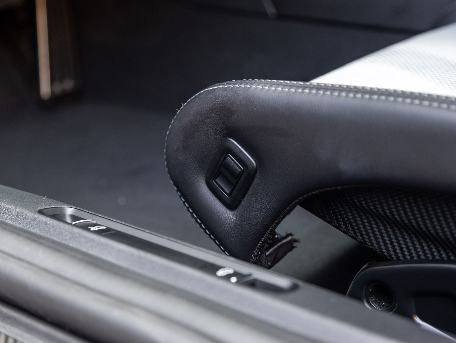 2024 Porsche 718 718 Cayman GT4 RS (MY24)