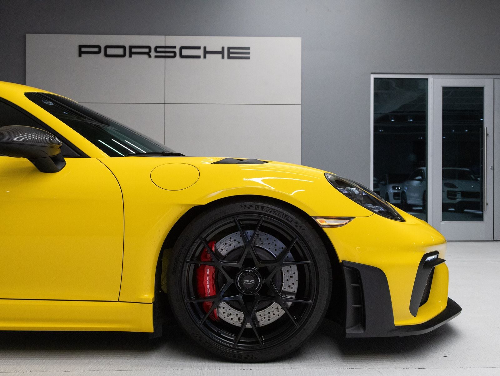 2024 Porsche 718 Cayman GT4 RS