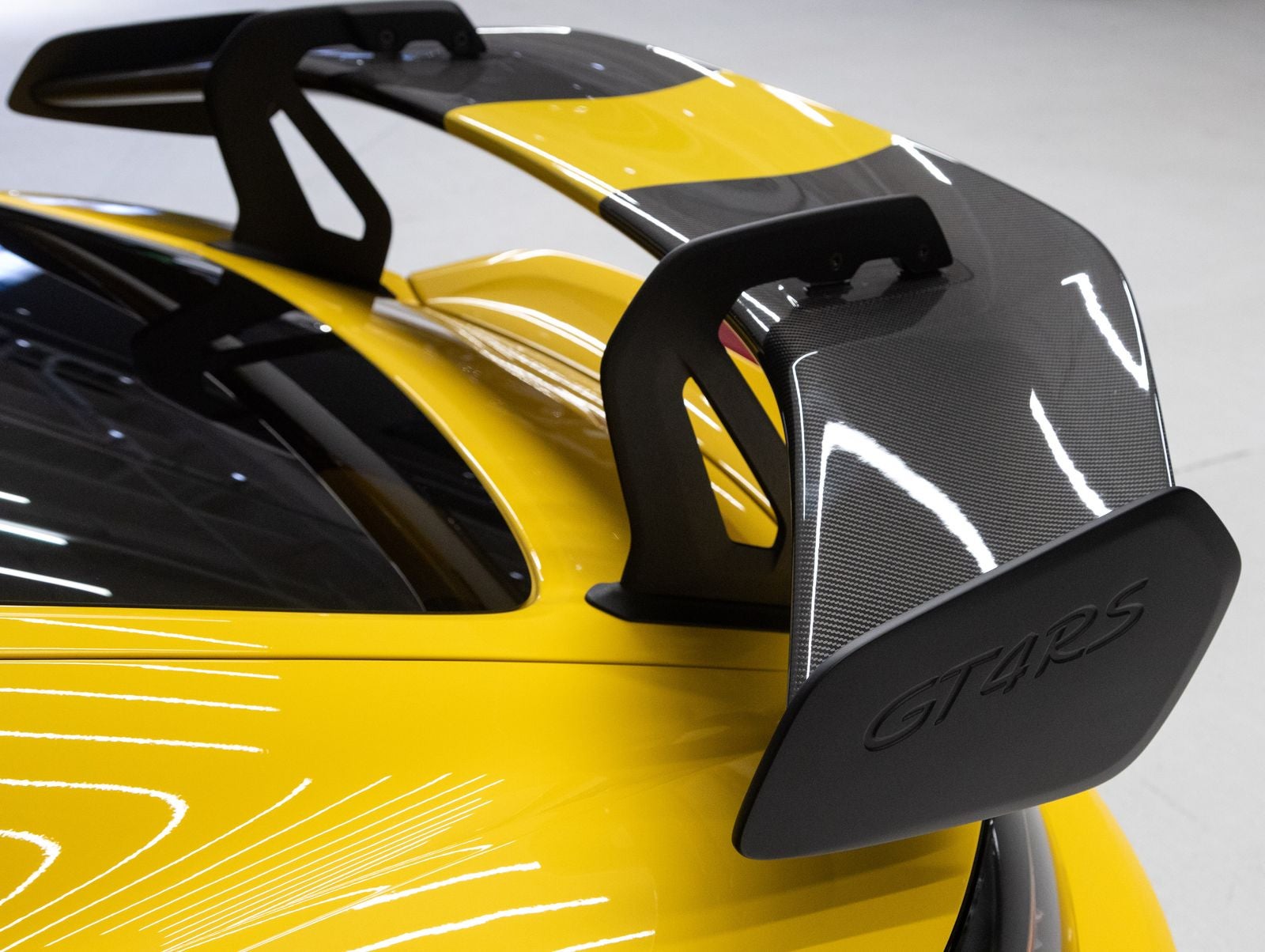 2024 Porsche 718 Cayman GT4 RS