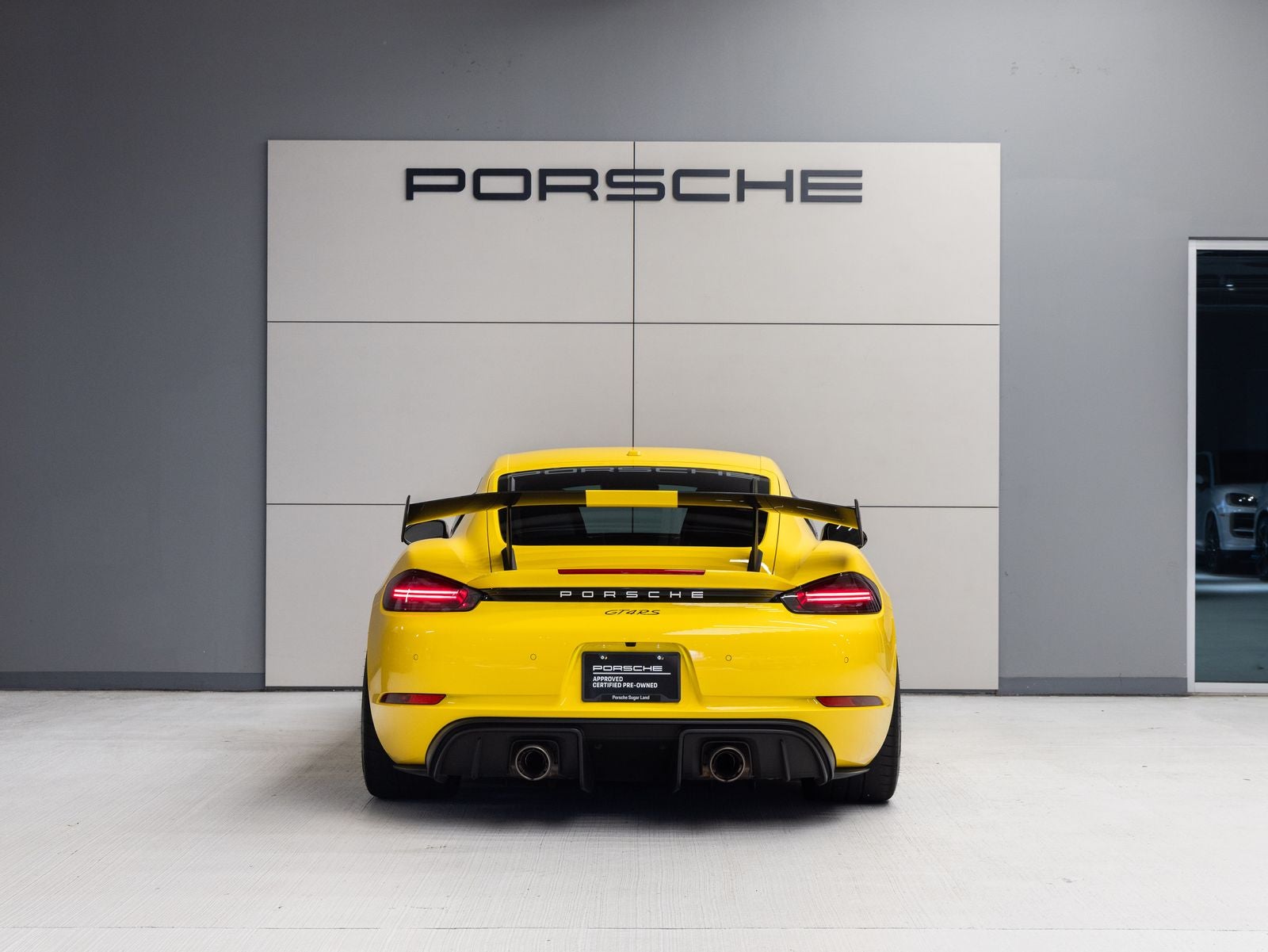 2024 Porsche 718 Cayman GT4 RS