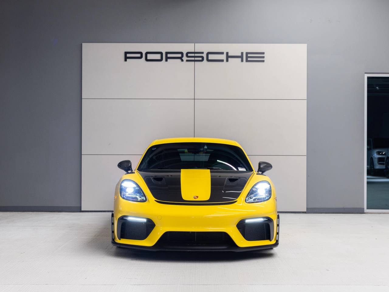 2024 Porsche 718 Cayman GT4 RS