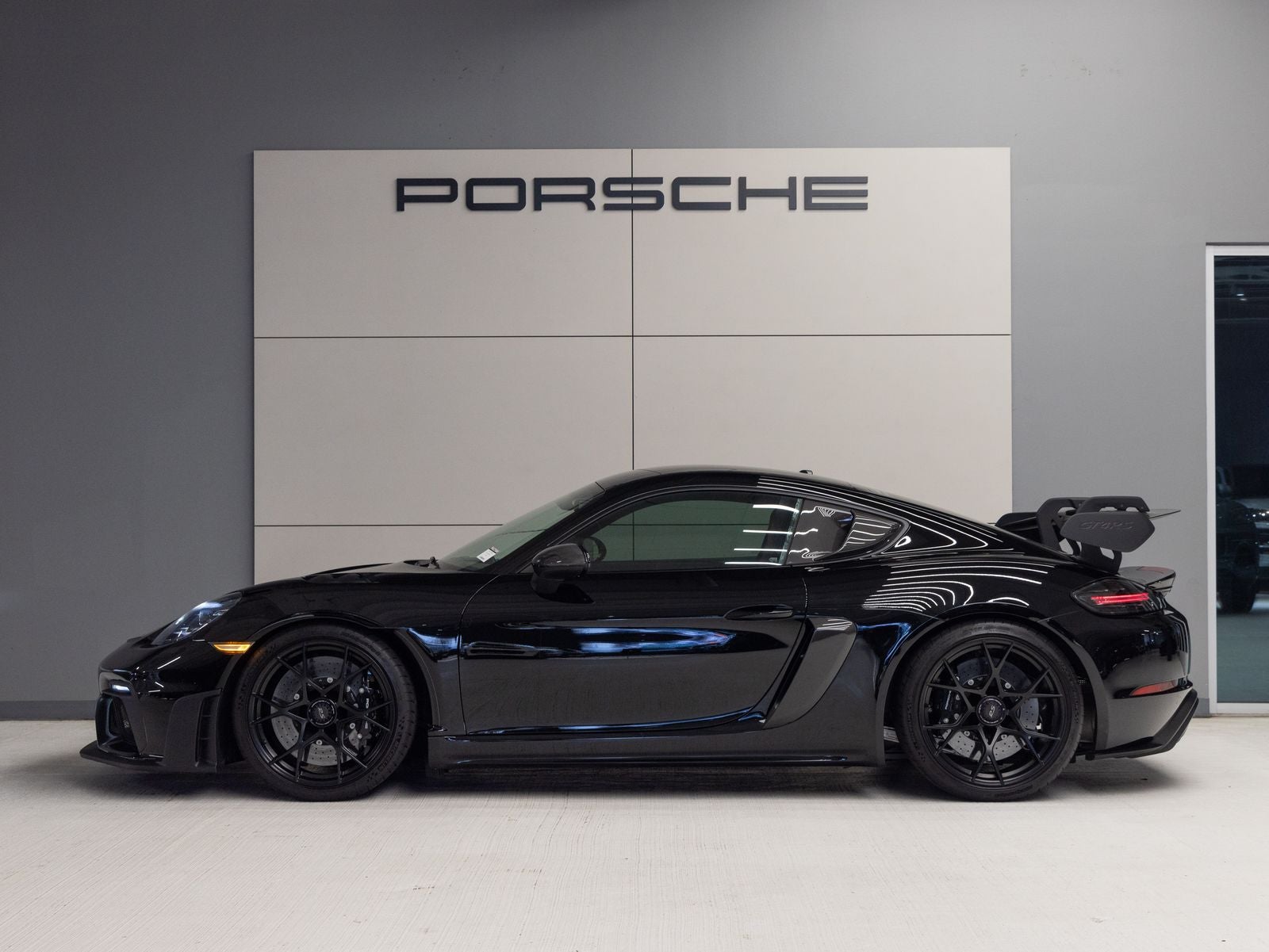 2024 Porsche 718 718 Cayman GT4 RS (MY24)