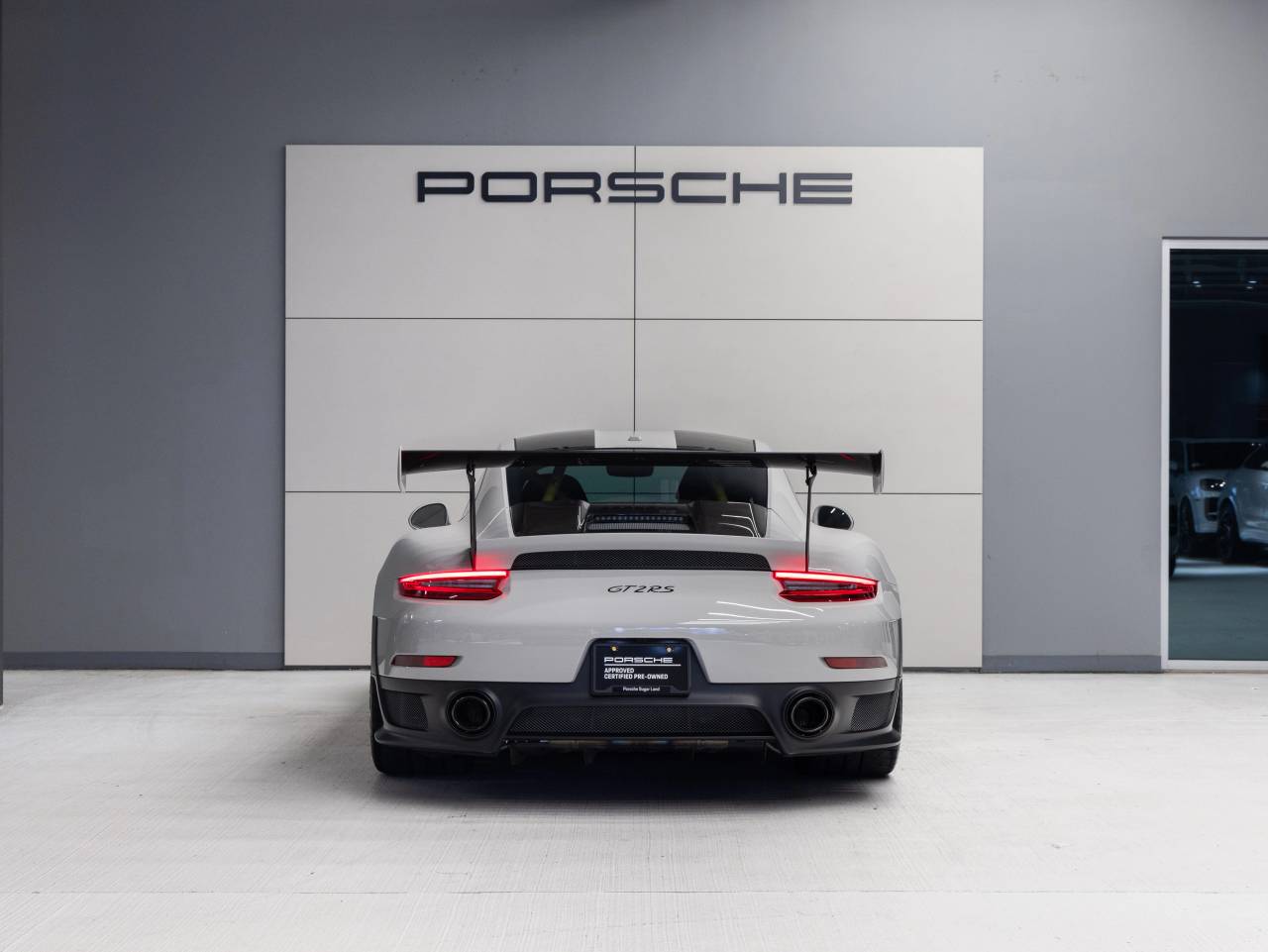 2018 Porsche 911 GT2 RS