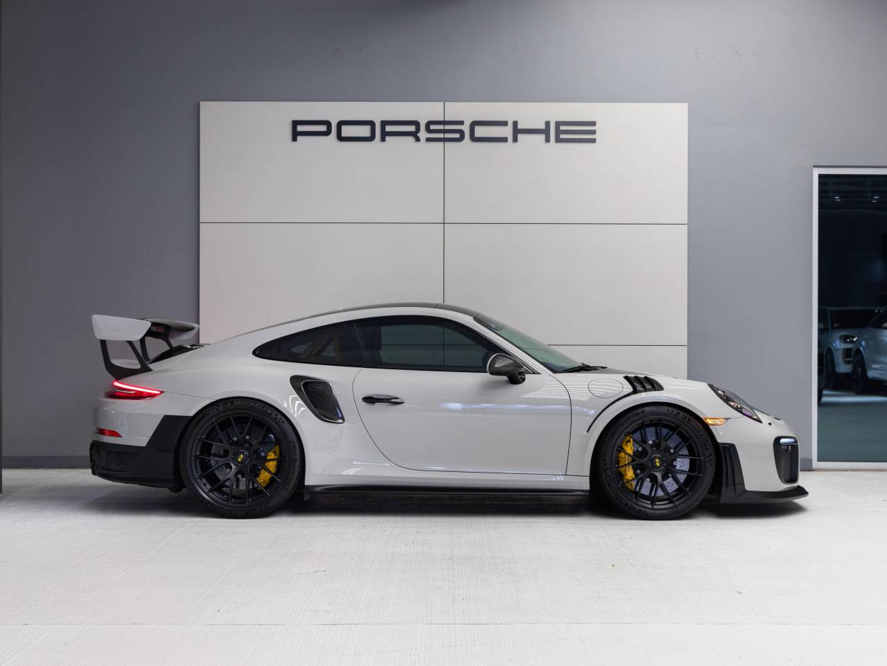2018 Porsche 911 GT2 RS