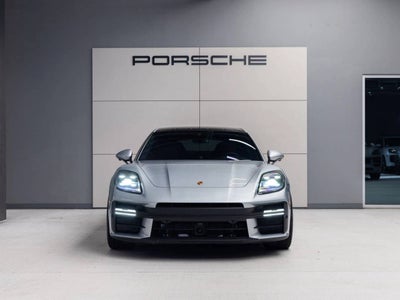 2025 Porsche Panamera 4 E-Hybrid
