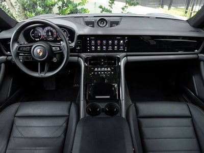 2025 Porsche Panamera 4 E-Hybrid