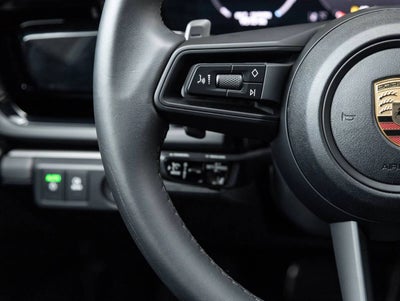 2025 Porsche Panamera 4 E-Hybrid