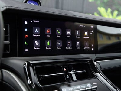 2025 Porsche Panamera 4 E-Hybrid