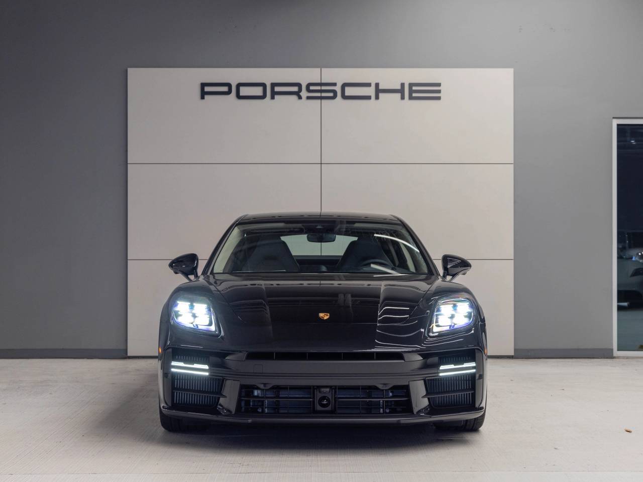 2026 Porsche Panamera Panamera 4 E-Hybrid