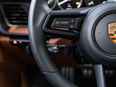 2024 Porsche 911 911 S/T