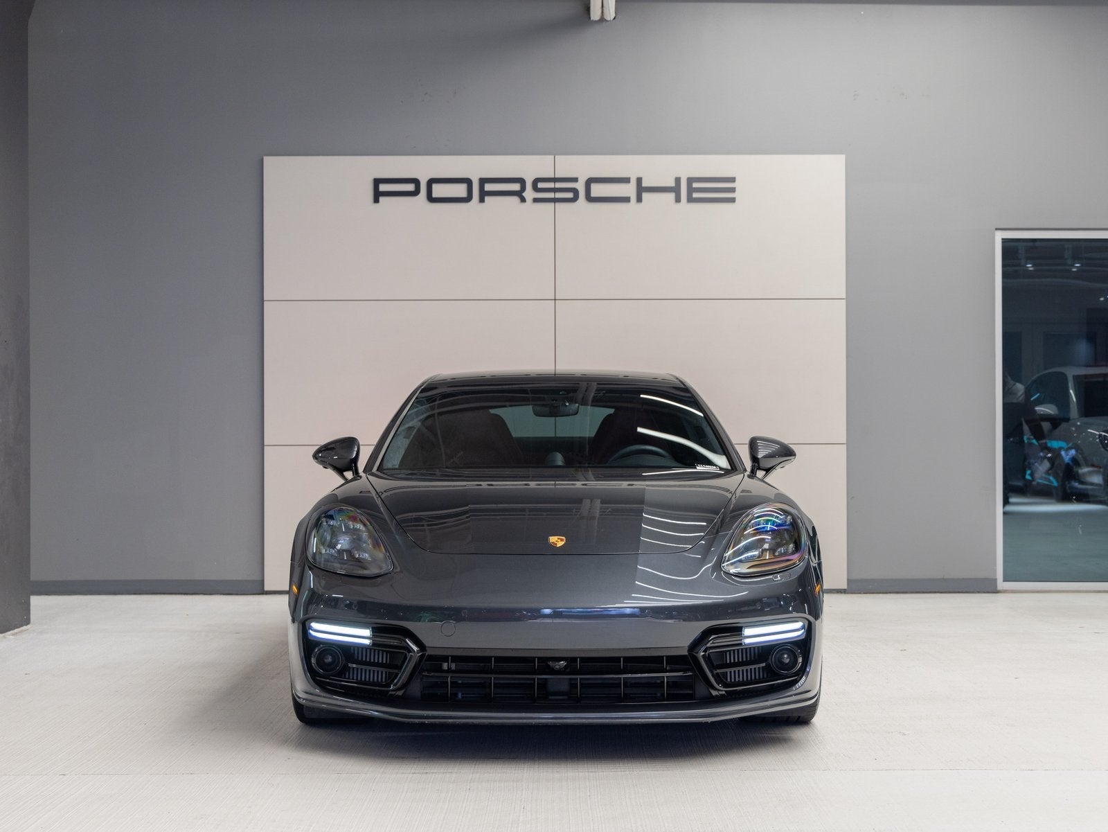 2020 Porsche Panamera GTS