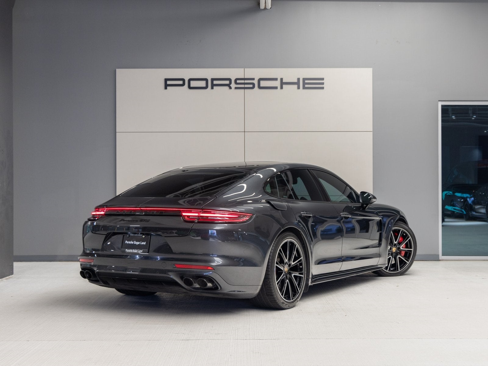 2020 Porsche Panamera GTS