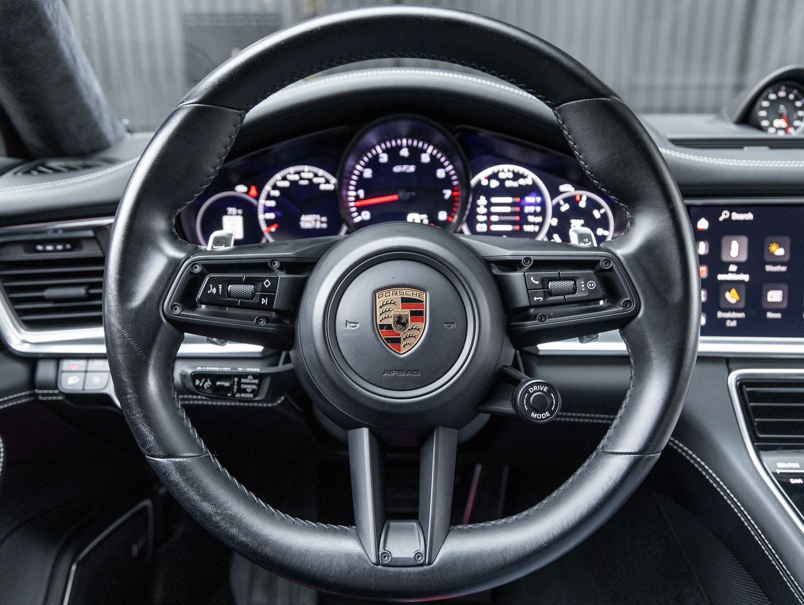 2023 Porsche Panamera GTS