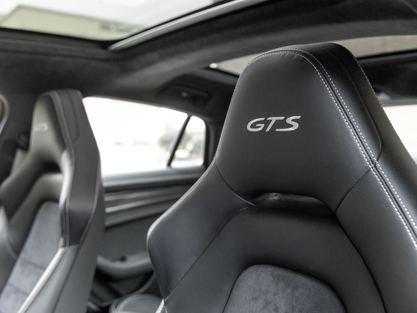 2023 Porsche Panamera GTS