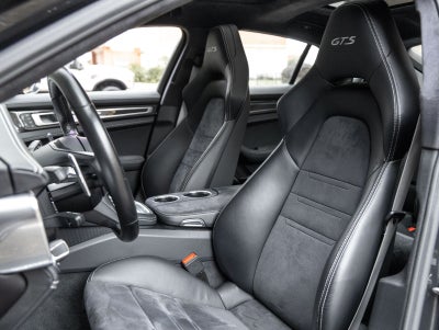 2023 Porsche Panamera GTS