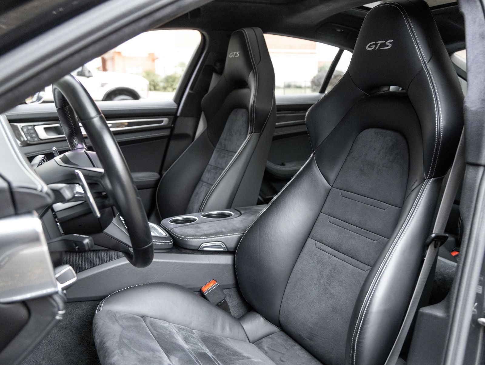 2023 Porsche Panamera GTS