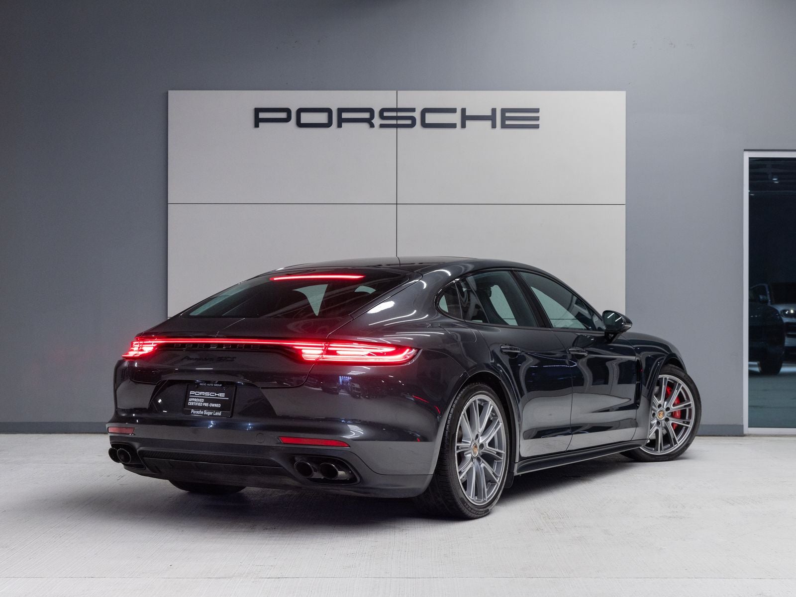 2023 Porsche Panamera GTS