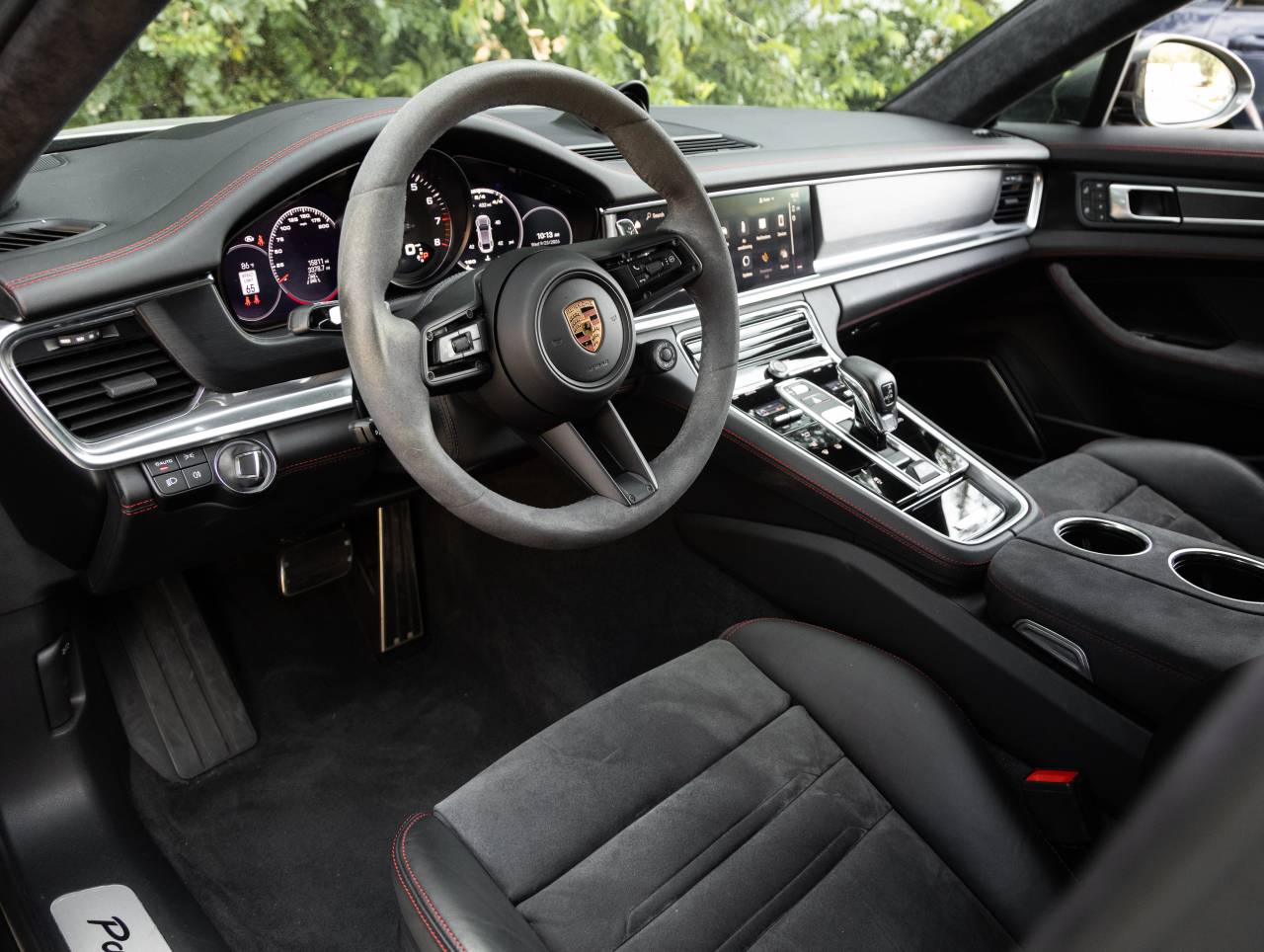 2023 Porsche Panamera Panamera GTS