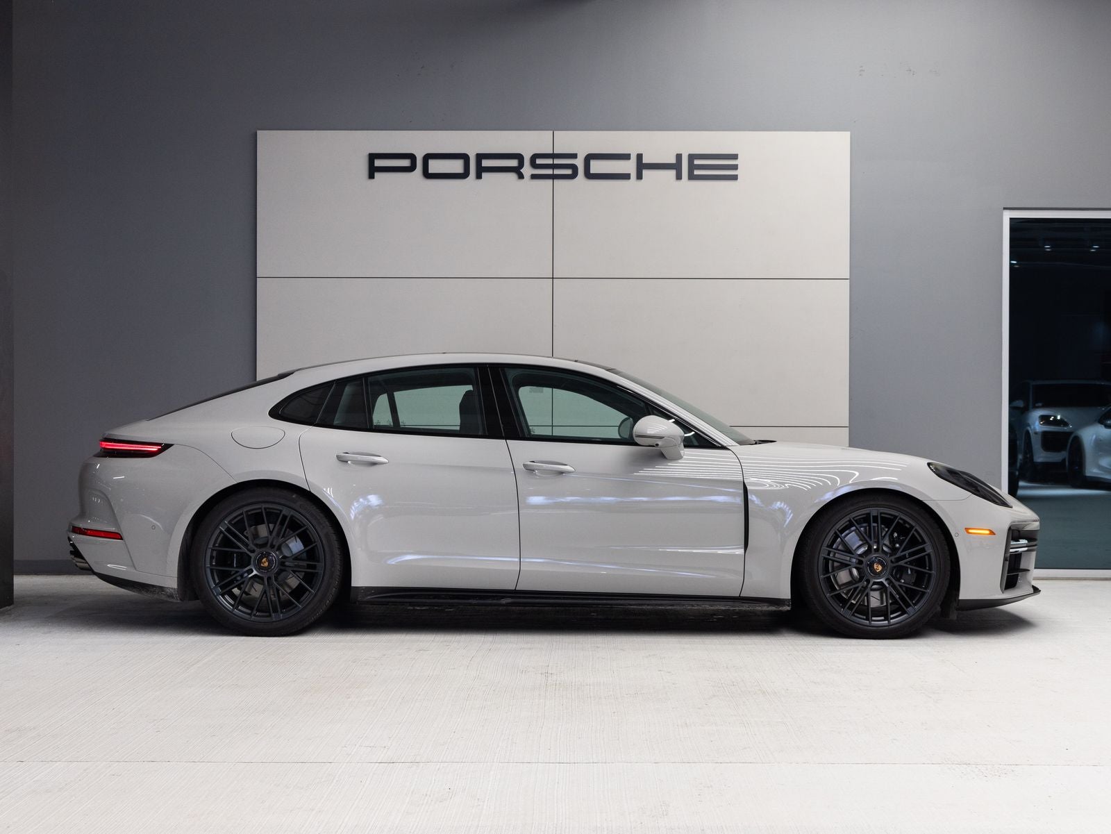 2026 Porsche Panamera Panamera GTS