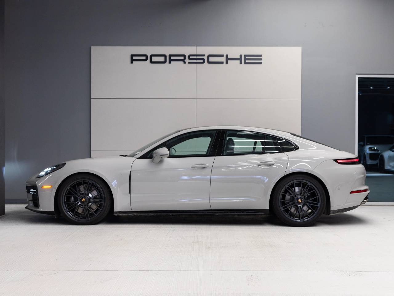 2026 Porsche Panamera Panamera GTS