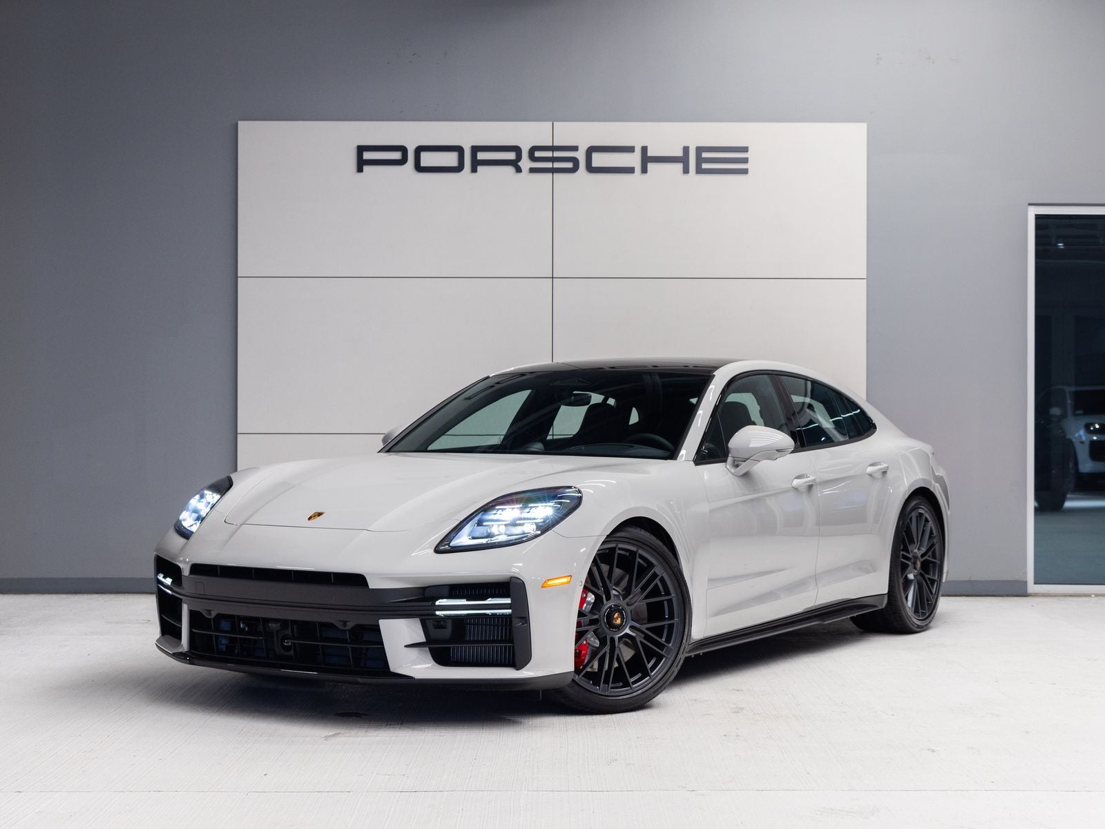 2026 Porsche Panamera Panamera GTS