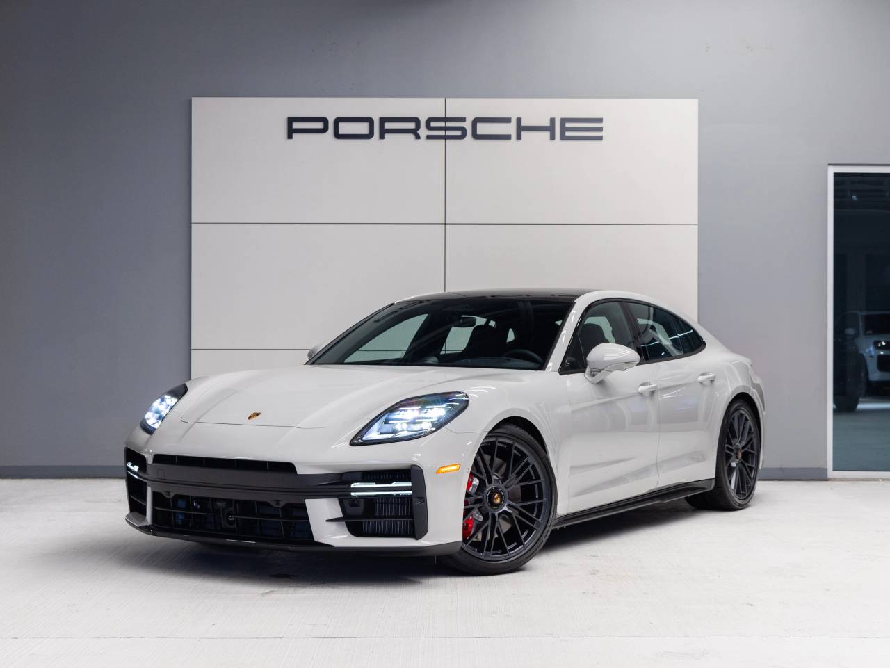 2026 Porsche Panamera Panamera GTS
