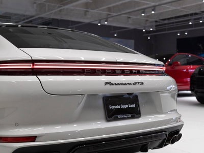 2026 Porsche Panamera Panamera GTS
